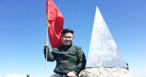 Hành trình phi thường của chàng trai xương thủy tinh chinh phục Fansipan