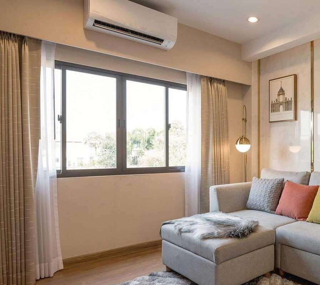 Chiều cao này cũng khiến cho độ ẩm trong phòng cao, tạo điều kiện cho vi khuẩn sinh sôi và gây hại tới sức khỏe của gia chủ.