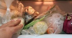 Túi ni lông trong tủ lạnh có gây ung thư không? tìm hiểu ngay để bảo vệ sức khỏe