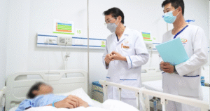 Chấn thương tinh hoàn khi đi xe đạp: Cảnh báo cho cha mẹ và trẻ em