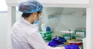 Phát hiện vợ ngọai tình , chồng đưa ba con đi xét nghiệm ADN gây chấn động