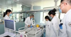 Máu đặc như mật ong do uống nước ngọt có ga mỗi ngày gây nguy hiểm cho sức khỏe