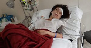 Cô gái 20 tuổi tử vong vì ung thư đại trực tràng và dấu hiệu cảnh báo sau bữa ăn