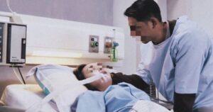 Những dấu hiệu ung thư phổi tiềm ẩn từ khói thuốc và khói dầu trong nhà