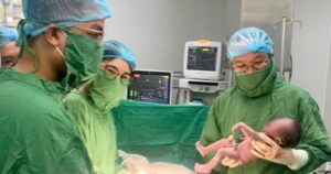 Ca phẫu thuật cứu sống mẹ và Bé: Cuộc chiến giữa sự sống và cái chết