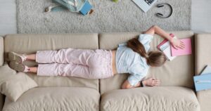 Tư thế ngủ xấu có thể hủy họai sức khỏe cột sống và lưng của bạn