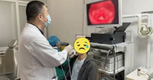 Người đàn ông sốc nặng vì phát hiện "KHỐI U SÚP LƠ" mọc trong cổ họng, cãi bác sĩ: Virus này chỉ tấn công nữ giới!