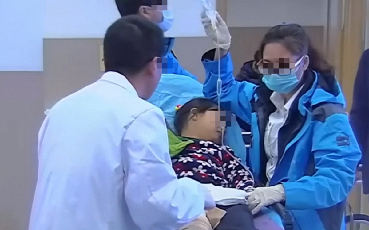 Bé gái 10 tuổi tử vong vì Enterovirus: 4 Dấu hiệu cần vào viện ngay
