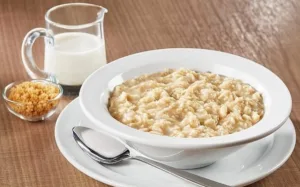 Bữa sáng giàu protein và chất xơ giúp kiểm soát cân nặng và đường huyết hiệu quả
