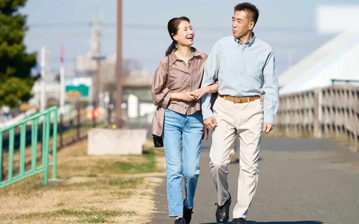 Đi bộ 10 . 000 Bước mỗi ngày có thể hại sức khỏe khớp và gây mất cơ