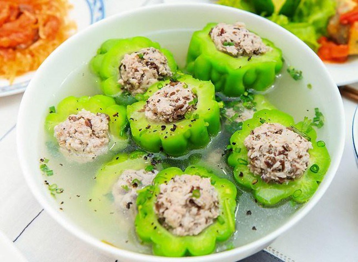 Mướp đắng - lọai rau hạ hỏa giúp ổn định đường huyết và cải thiện tâm trạng mùa hè 2026