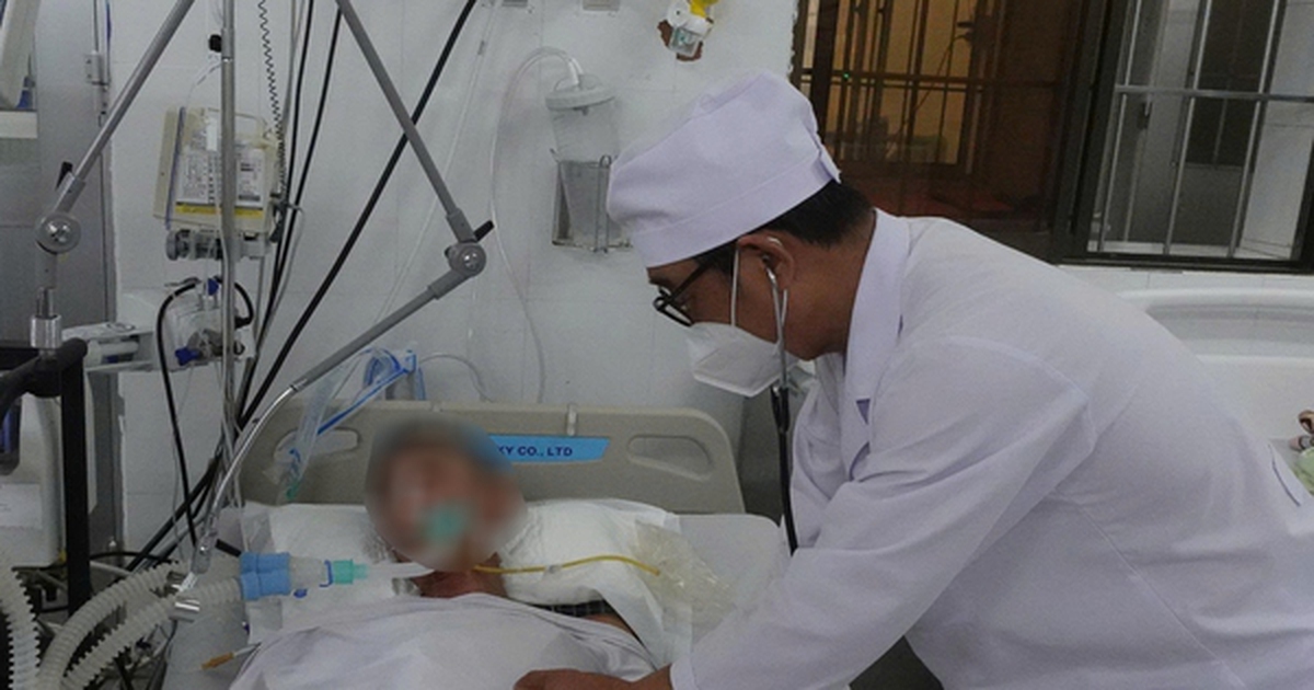 Ngộ độc rượu tại Cà Mau: Một người tử vong , hai người nhập viện cấp cứu