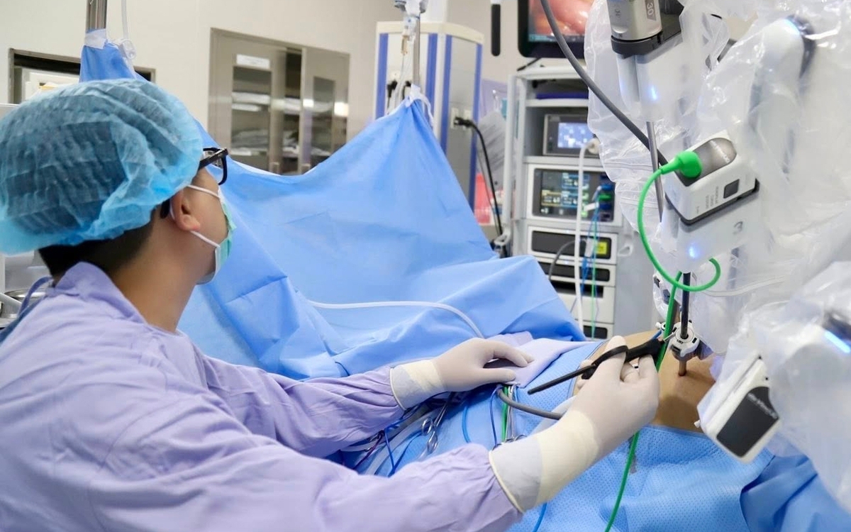 Tưởng mắc bệnh trĩ , phát hiện ung thư trực tràng nguy hiểm năm 2026