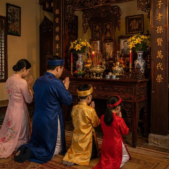 Người Việt thành tâm khấn vái trước bàn thờ tổ tiên
