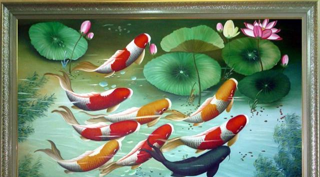 Bạn hãy chọn một bức tranh cá chép với màu sắc và hình ảnh phù hợp với phong cách của bạn.